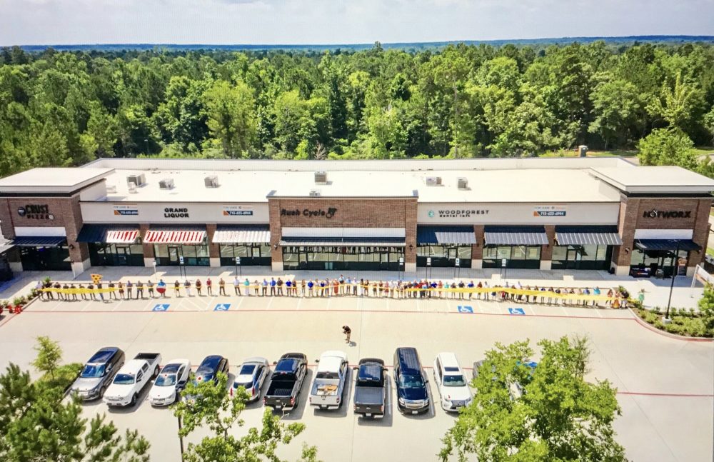 Shops at Woodforest Ribbon Cutting