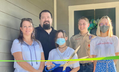 Veteran Ribbon Cutting Habitat for Humanity Linn family