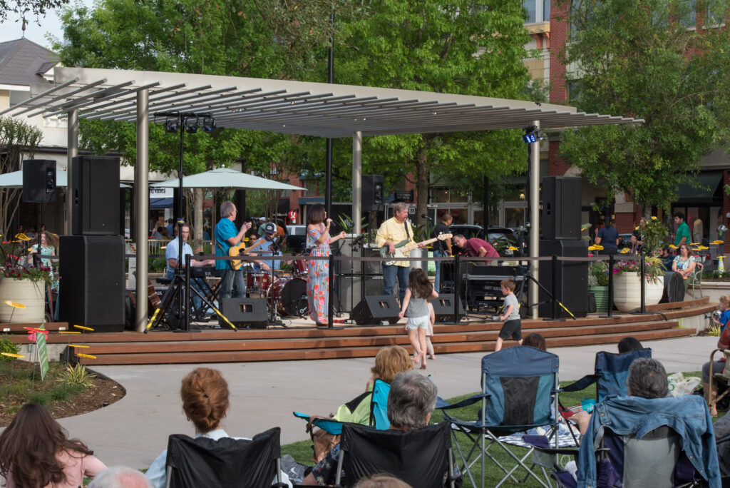 Market Street The Woodlands Memorial Day Concert