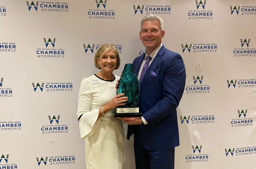 J.J. Hollie ended the awards ceremony by thanking Linda Nelson, Memorial Hermann The Woodlands Medical Center