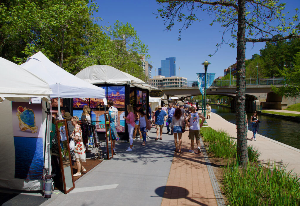 2022 Fidelity Investments The Woodlands Waterway Arts Festival