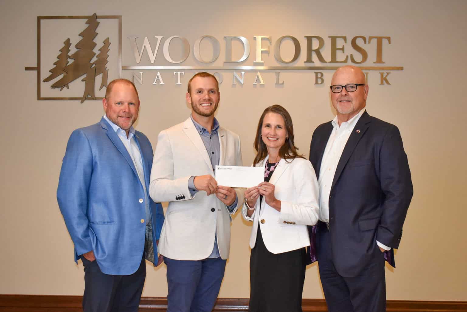 Montgomery County Food Bank Receives 100,000 Donation from Woodforest