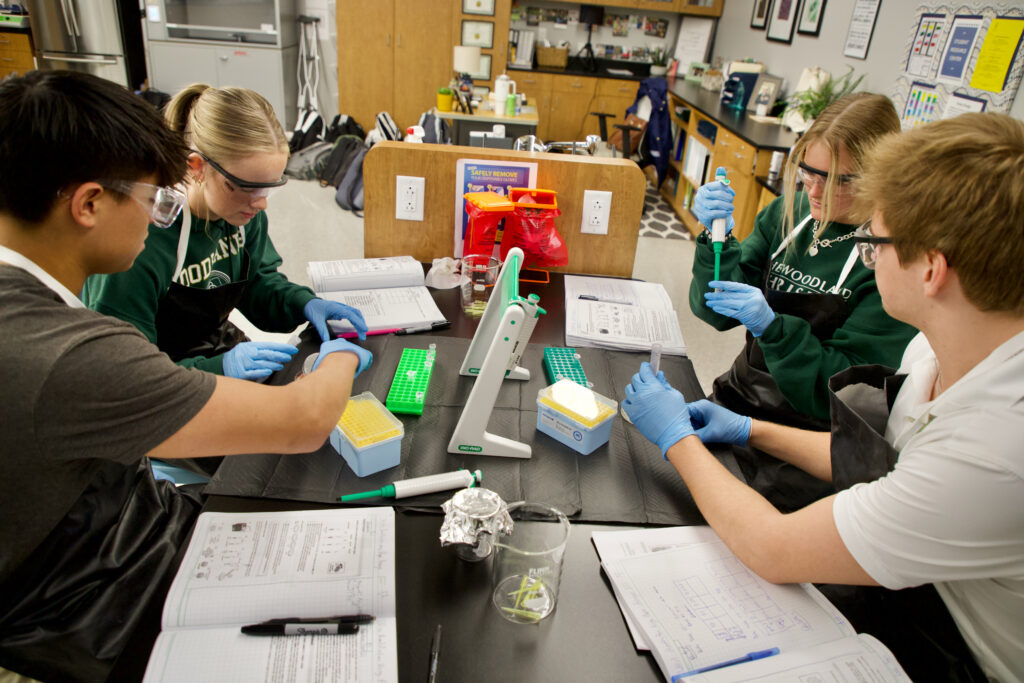 The Woodlands Christian Academy Biotechnology Bioengineering Class Photo by Rod Prado Hello Woodlands