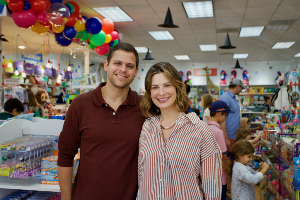 Learning Express Toys The Woodlands Jenny Kuten Photo by Jennifer Bruse Hello Woodlands