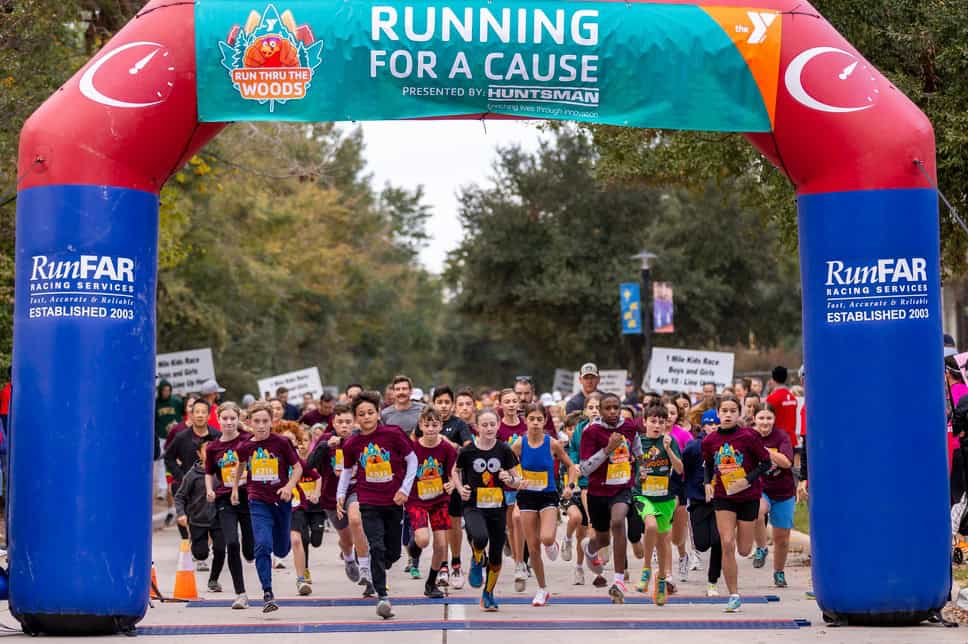 Run Start Line 2024 YMCA Run Thru The Woods