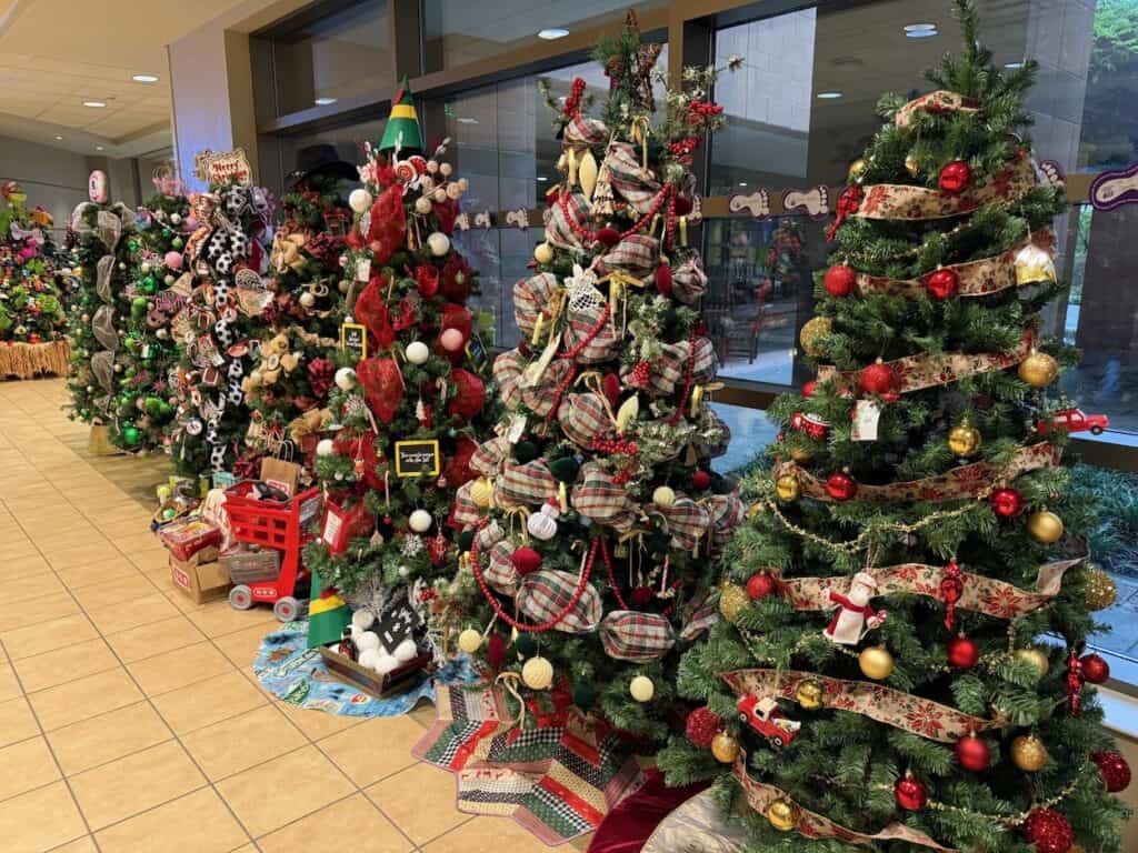 Christmas Trees St. Lukes Health The Woodlands 2
