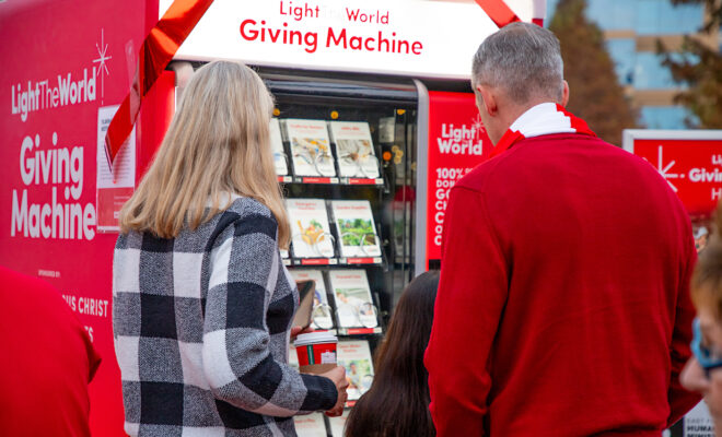 Light the World Giving Machines kick off Hughes Landing The Woodlands