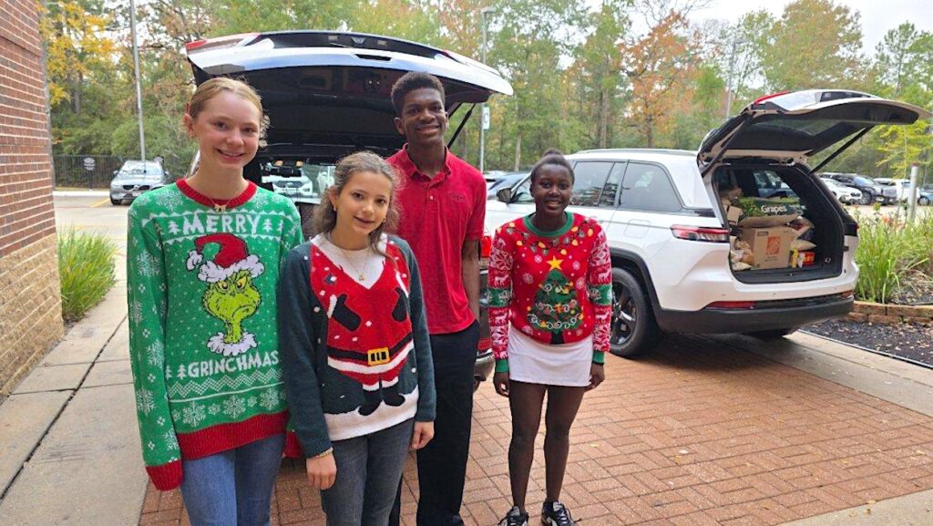 Middle School John Cooper Students donate to Montgomery County Food Bank