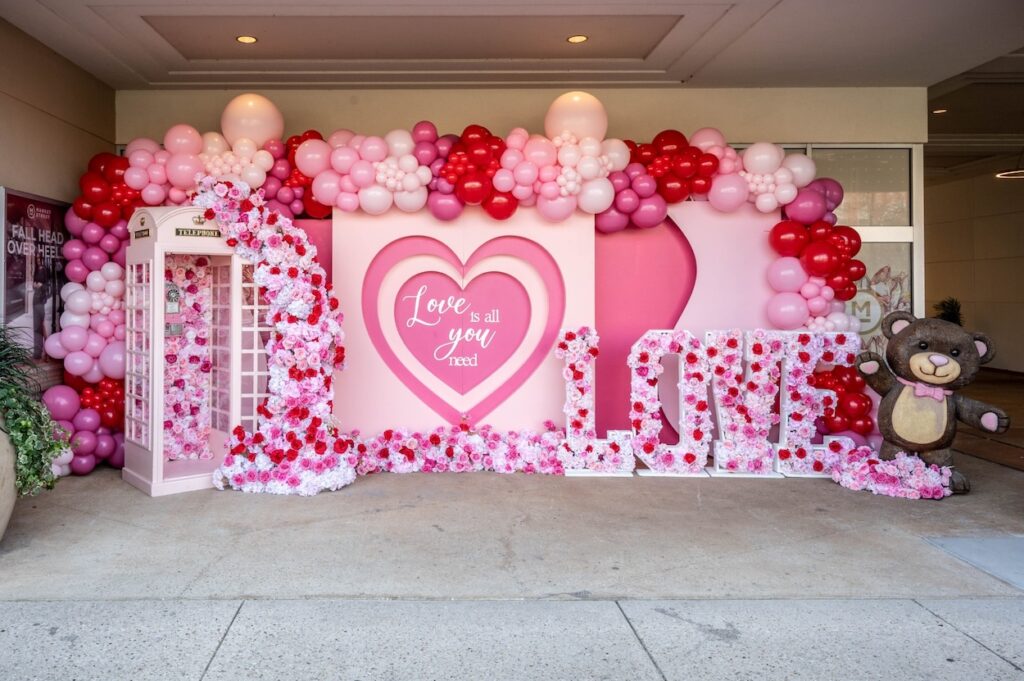 Market Street Valentine's Day Photo Opp