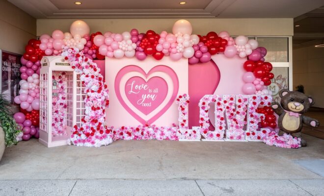 Market Street Valentine's Day Photo Opp
