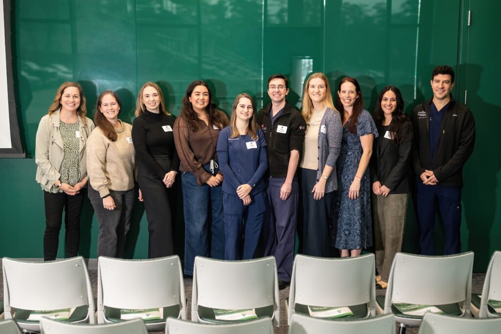 alumni networking photo