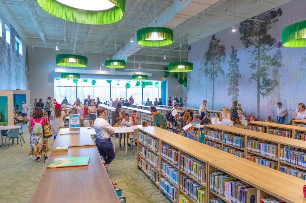 Kevin Brady Library in The Woodlands Photo by Rod Prado