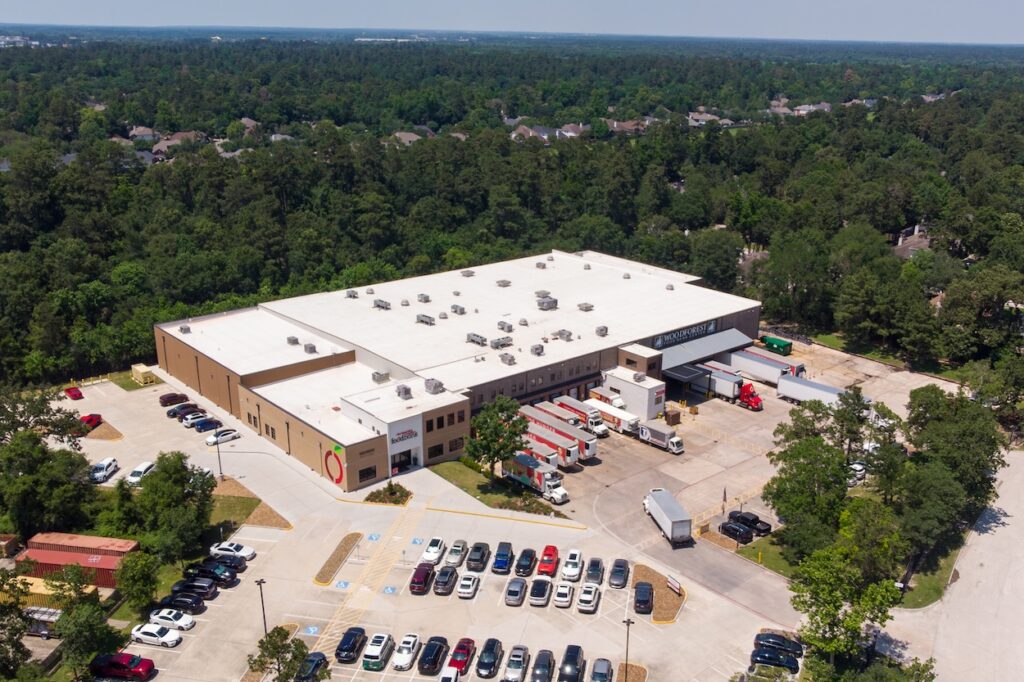The Food Bank’s 78,000-square-foot facility in Conroe, where it serves more than
100,000 food insecure neighbors across Montgomery County.