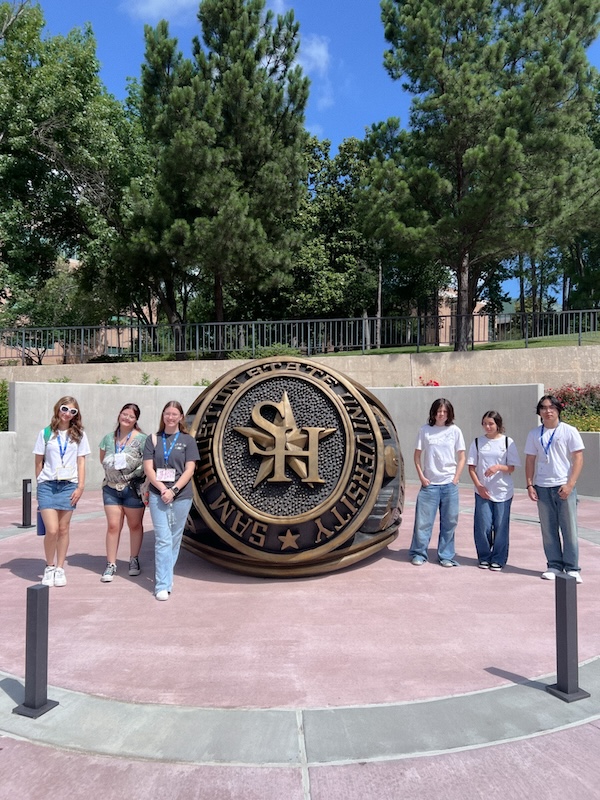 Student Art Ambassadors touring the Sam Houston State University Fine Art Department