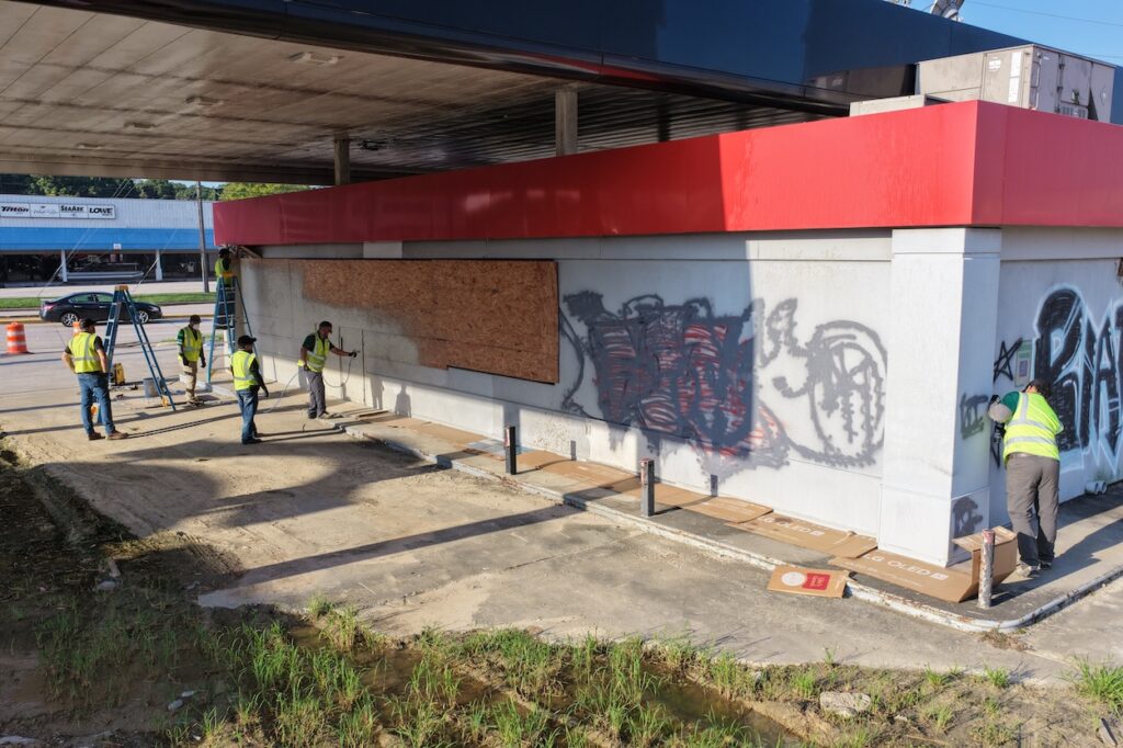 Montgomery County Precinct 3 takes action to clean up graffiti from Community Property