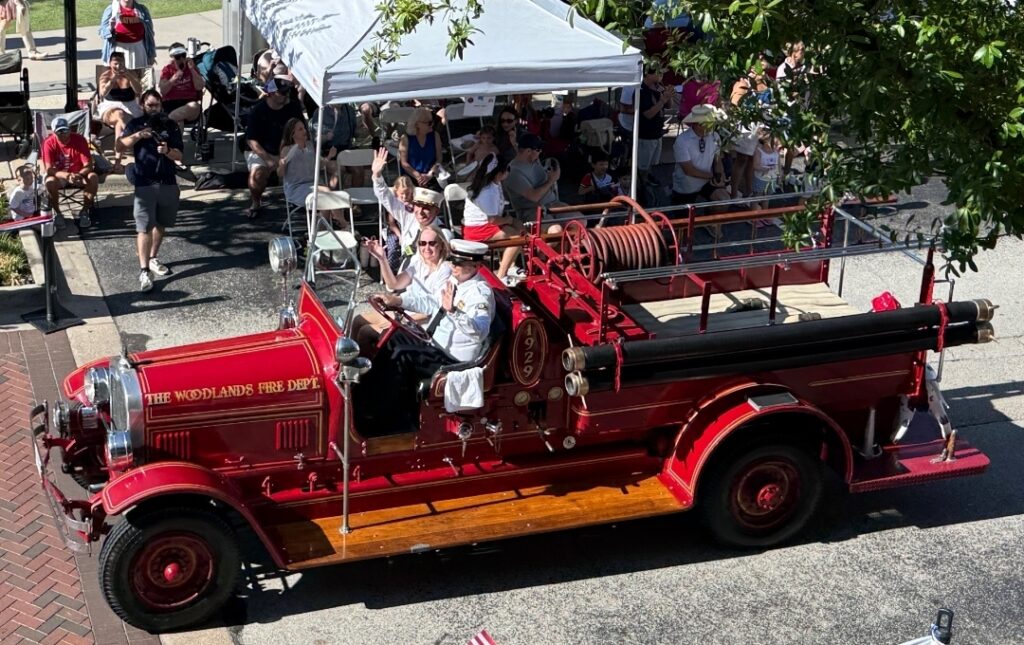 The Woodlands Car Club honors Fire Department’s Antique Engine